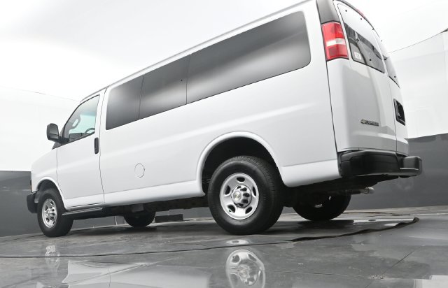 Used 2022 Chevrolet Express 2500 LS w/ Driver Convenience Package RWD image 23