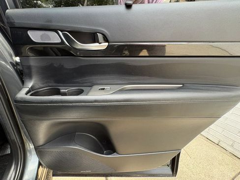 Used 2021 Hyundai Palisade Limited FWD image 24