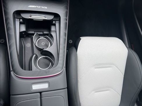 New 2026 Mercedes-Benz E 53 AMG e 4MATIC Sedan image 16