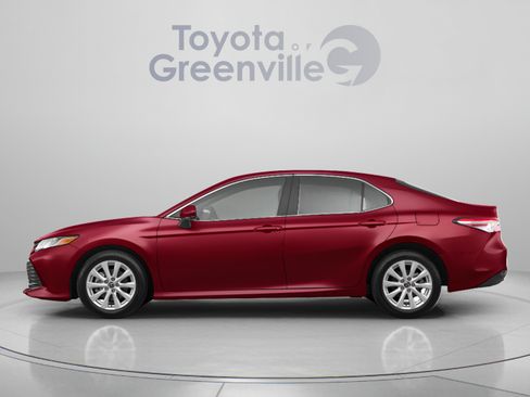 Used 2020 Toyota Camry LE w/ Convenience Package FWD image 2