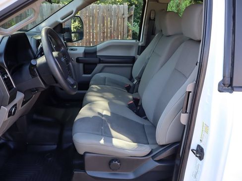 Used 2022 Ford F250 XL w/ Power Equipment Group AWD/4WD image 19