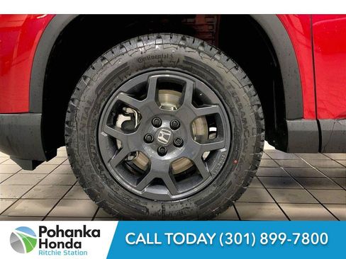 New 2025 Honda Pilot TrailSport image 16