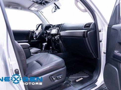 Used 2019 Toyota 4Runner TRD Off-Road Premium AWD/4WD image 45