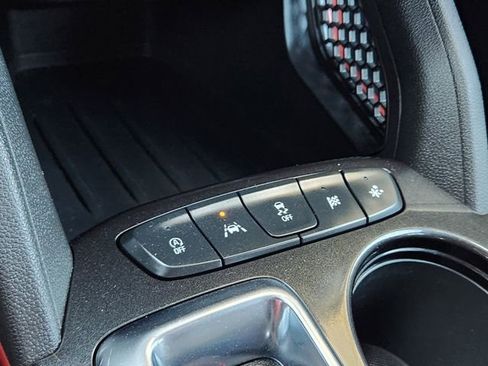 Used 2023 Chevrolet TrailBlazer RS w/ Sun and Liftgate Package FWD image 22