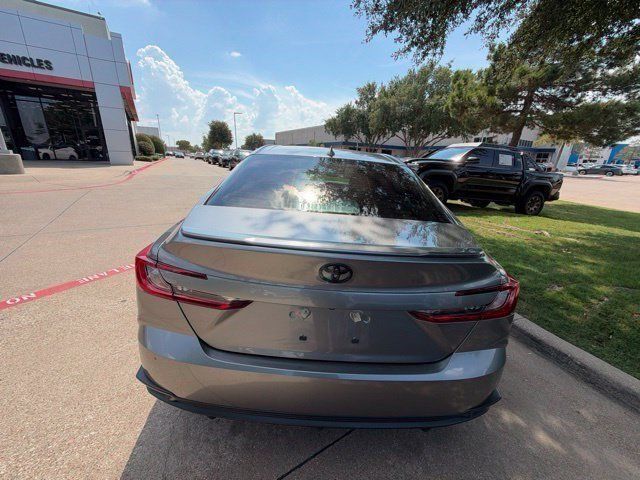 Used 2026 Toyota Camry SE w/ Multimedia Upgrade Package FWD image 5