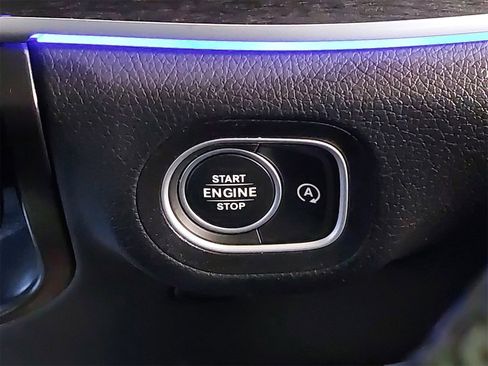 Used 2024 Mercedes-Benz GLS 450 4MATIC image 38