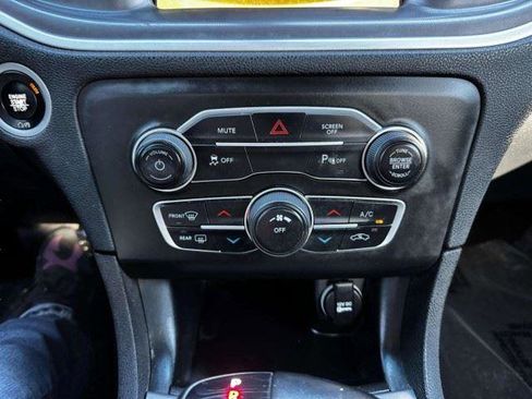 Used 2021 Dodge Charger SXT w/ Blacktop Package RWD image 28