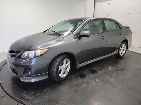 Used 2012 Toyota Corolla S FWD image 3