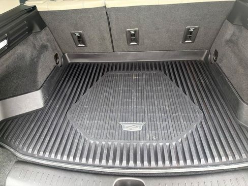 Used 2019 Cadillac XT4 Luxury w/ Cold Weather Package FWD image 37