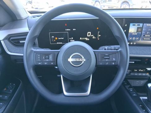 New 2026 Nissan Kicks SV image 9