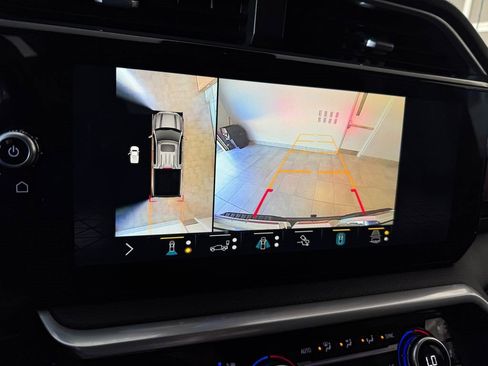 Certified 2022 GMC Sierra 1500 Denali image 21