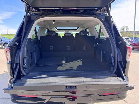 New 2026 Lincoln Navigator L Reserve AWD/4WD image 16