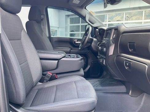 Used 2025 Chevrolet Silverado 2500 Custom w/ Custom Value Package AWD/4WD image 9