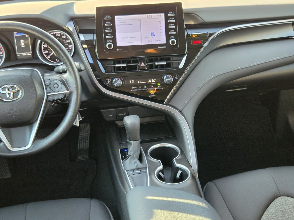 Used 2024 Toyota Camry LE FWD image 17
