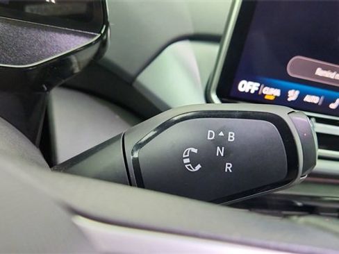 Used 2025 Volkswagen ID.4 Pro image 44