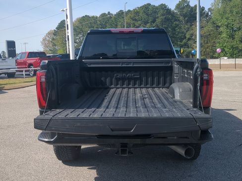 Used 2025 GMC Sierra 2500 Denali Ultimate w/ Max Trailering Package image 24