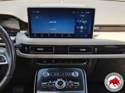 Used 2022 Lincoln Nautilus Reserve FWD image 22