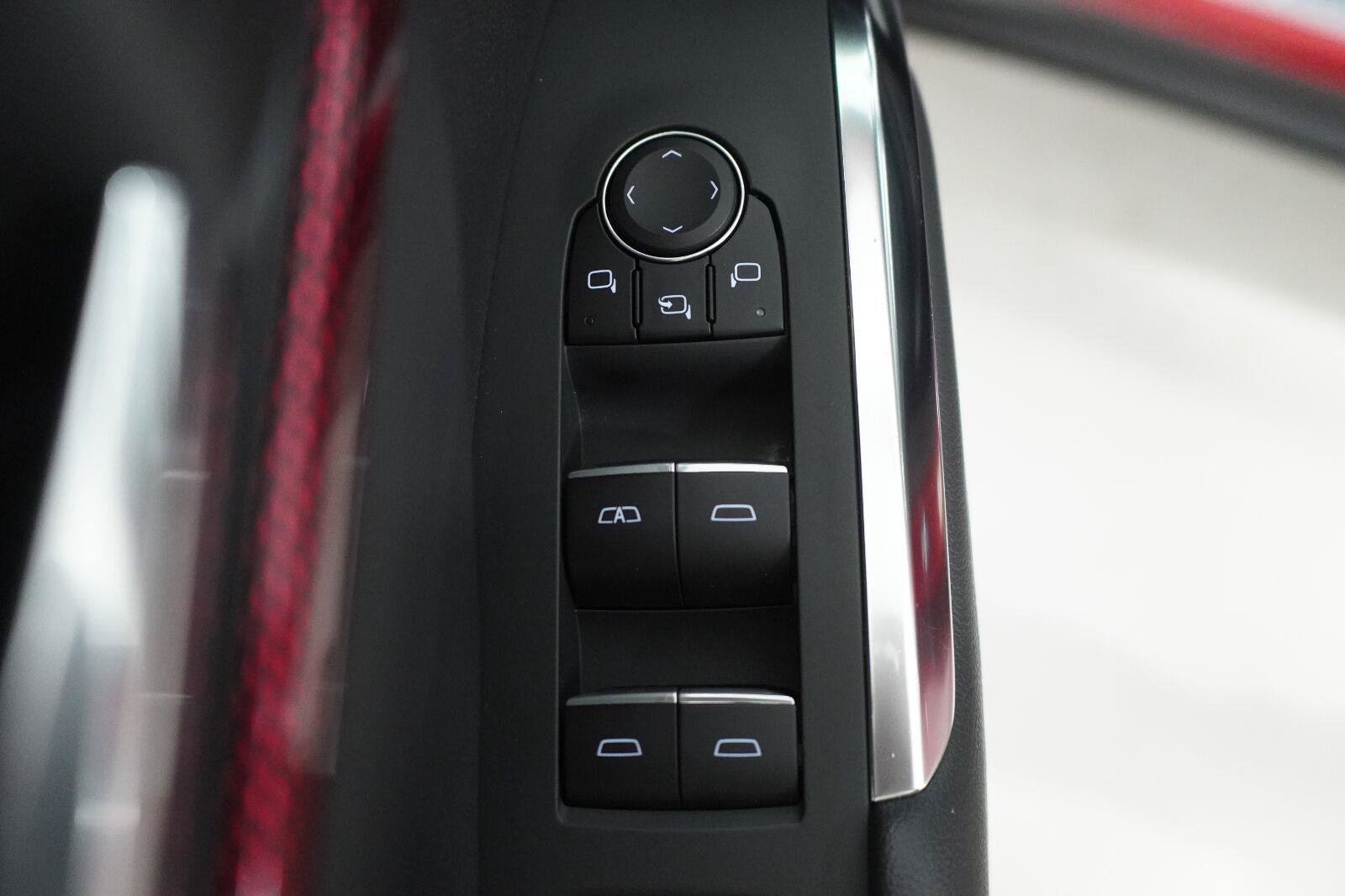 Used 2025 Chevrolet Traverse RS w/ LPO, Floor Liner Package FWD image 29