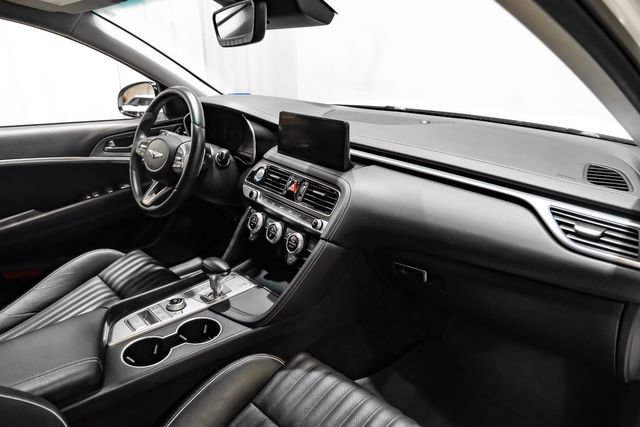 Used 2022 Genesis G70 2.0T w/ Prestige Package AWD/4WD image 18