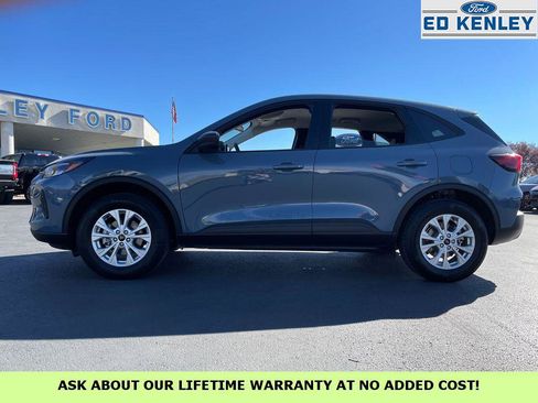 Used 2025 Ford Escape Active image 2