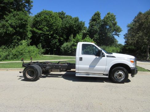 Used 2014 Ford F350 XL w/ Trailer Tow Package RWD image 7