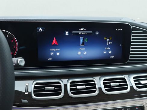 New 2026 Mercedes-Benz GLS 450 4MATIC image 49