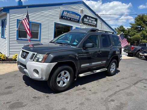 Used 2012 Nissan Xterra S w/ Value Package AWD/4WD image 2