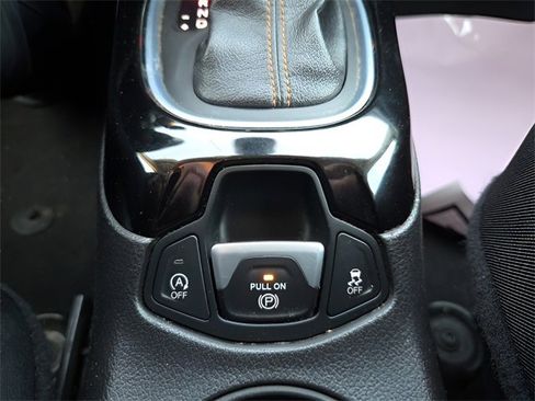 Used 2020 Jeep Compass Limited w/ Premium Lighting Group image 26