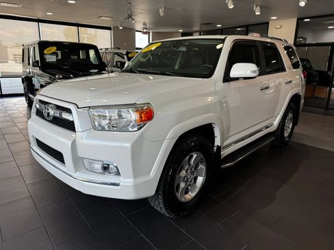 Used 2011 Toyota 4Runner SR5 w/ Premium Pkg w/Leather AWD/4WD image 1