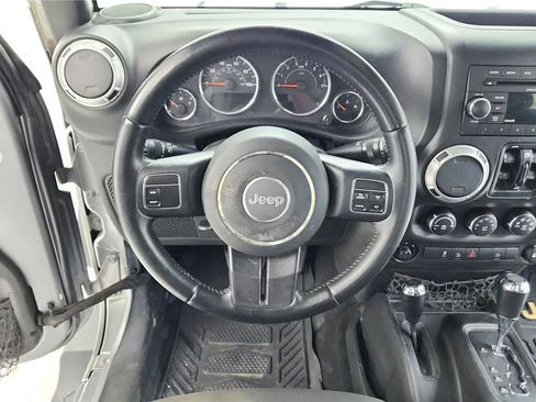 Used 2017 Jeep Wrangler Unlimited Sahara w/ Trailer Tow Group AWD/4WD image 14