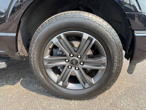 Used 2022 Ford F150 Lariat AWD/4WD image 9