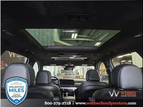 Used 2024 Kia Telluride SX Prestige X-Pro AWD/4WD image 11