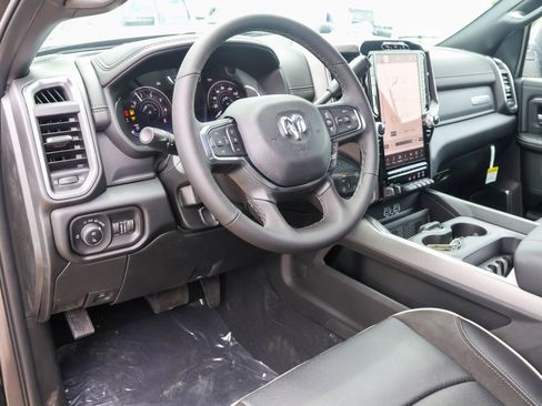 New 2026 RAM 2500 Laramie AWD/4WD image 3