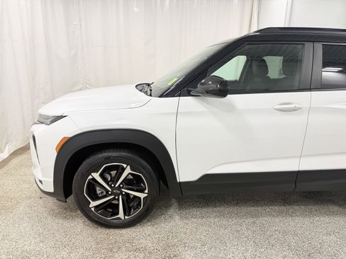 Used 2023 Chevrolet TrailBlazer RS image 4