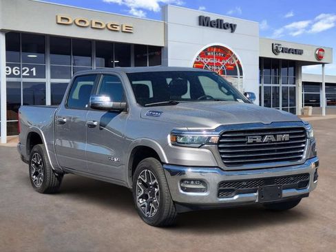 Used 2025 RAM 1500 Laramie AWD/4WD image 2
