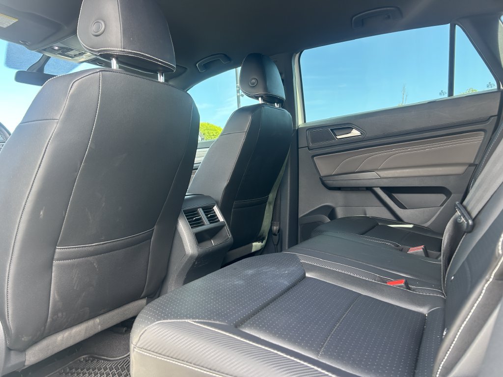 Used 2023 Volkswagen Atlas Cross Sport SE AWD/4WD image 32