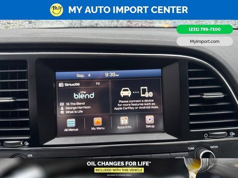 Used 2017 Hyundai Elantra Value Edition w/ Cargo Package FWD image 17