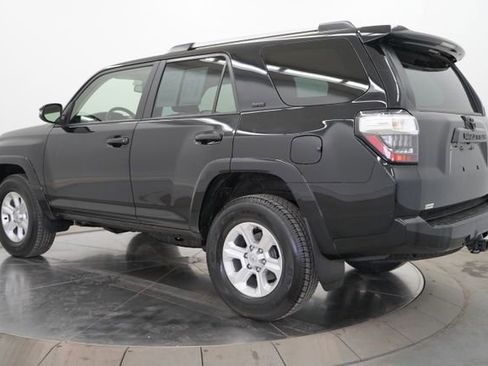 Used 2024 Toyota 4Runner SR5 Premium w/ Moonroof Package AWD/4WD image 4