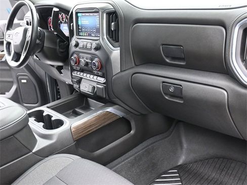 Used 2021 Chevrolet Silverado 1500 LT Trail Boss w/ Convenience Package II image 28