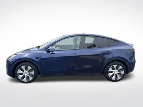 Used 2021 Tesla Model Y Long Range AWD/4WD image 6