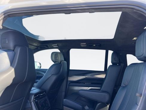 New 2025 Cadillac Escalade IQ Luxury 2 AWD/4WD image 29