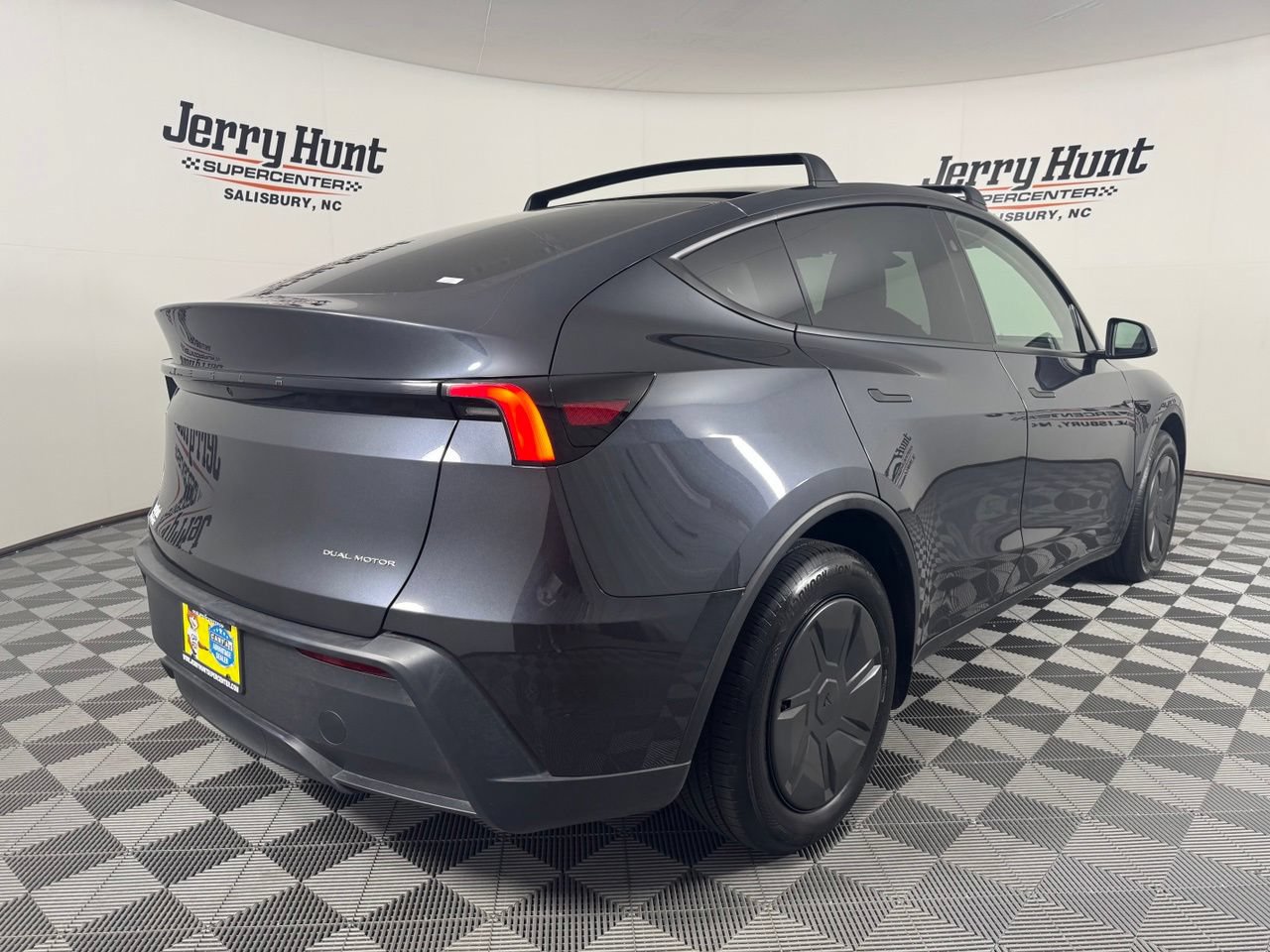 Used 2026 Tesla Model Y Long Range AWD/4WD image 6
