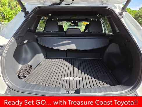 Certified 2023 Toyota Corolla Cross AWD Hybrid w/ Convenience Package image 20
