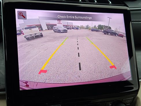 Used 2025 Jeep Grand Cherokee Limited w/ Trailer Tow Package image 18