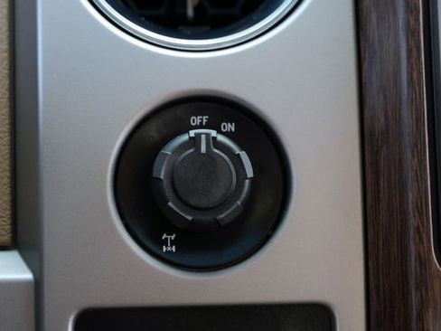 Used 2014 Ford F150 Lariat w/ Equipment Group 502A Luxury RWD image 37