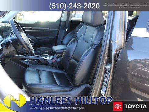 Used 2024 Kia Telluride S w/ S Sunroof Package FWD image 12