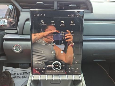 New 2026 GMC Terrain AT4 image 27