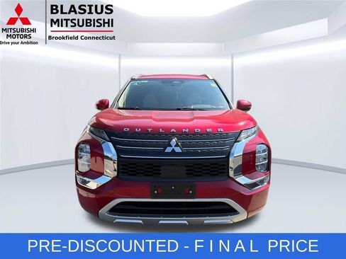 Used 2023 Mitsubishi Outlander SEL AWD/4WD image 4