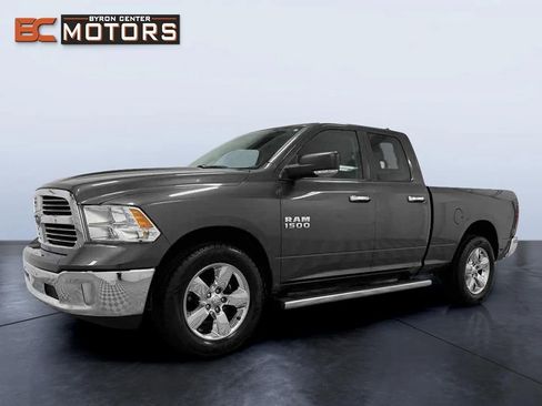 Used 2018 RAM 1500 Big Horn image 2
