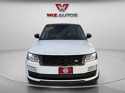 Used 2020 Land Rover Range Rover HSE image 2